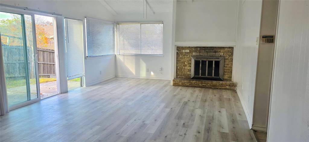 Mesquite, TX 75150,713 Via Avenida