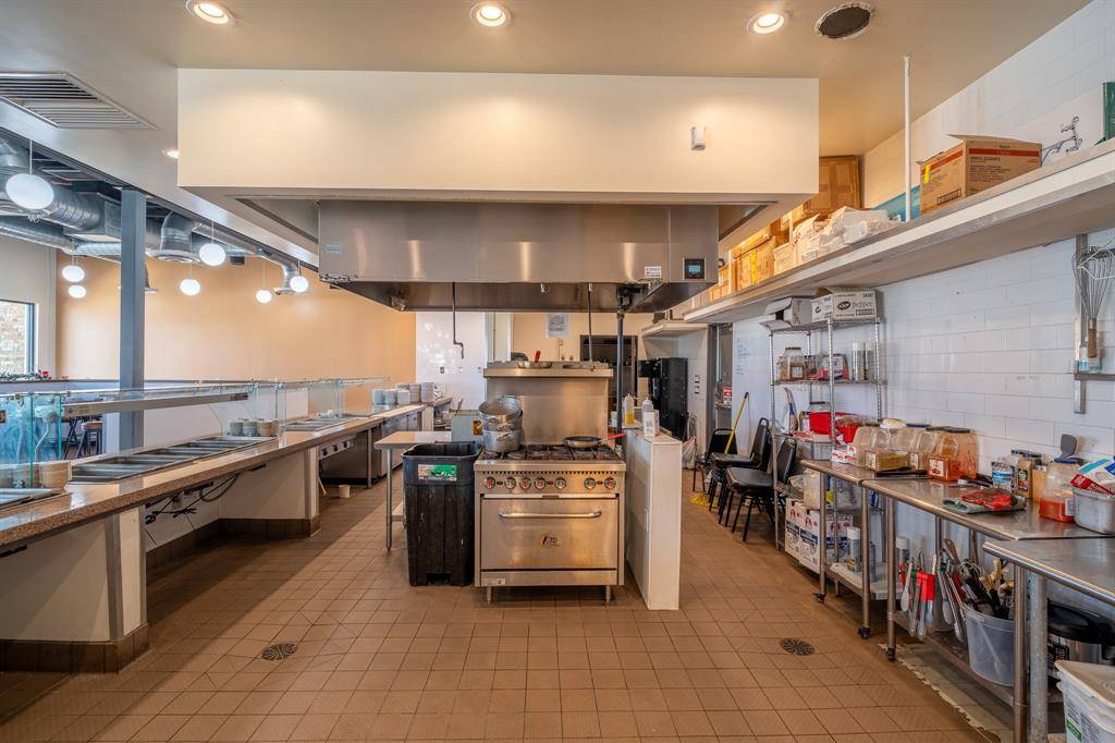 Granbury, TX 76048,1333 N Plaza Drive