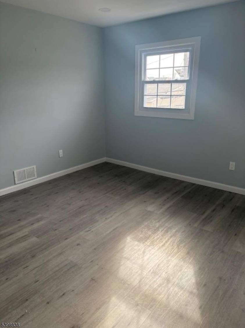 Carteret Boro, NJ 07008,37 Irving St