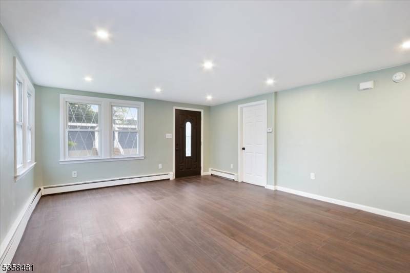 Little Falls Twp., NJ 07424,590 Main St