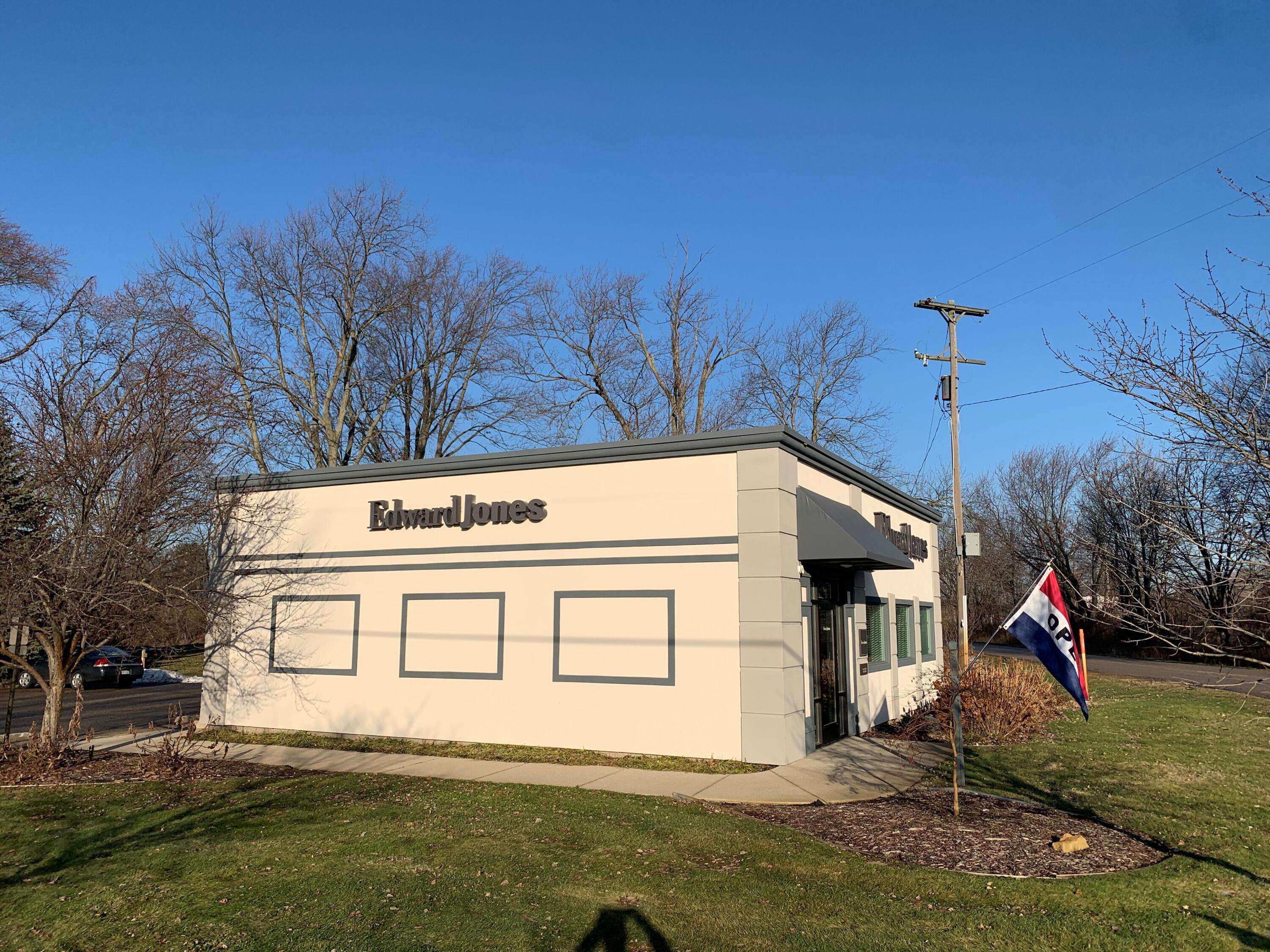 Holland, MI 49424,13827 Port Sheldon ST