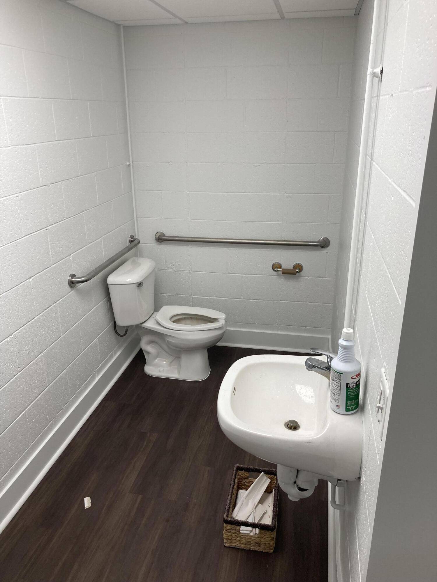 Holland, MI 49424,13827 Port Sheldon ST