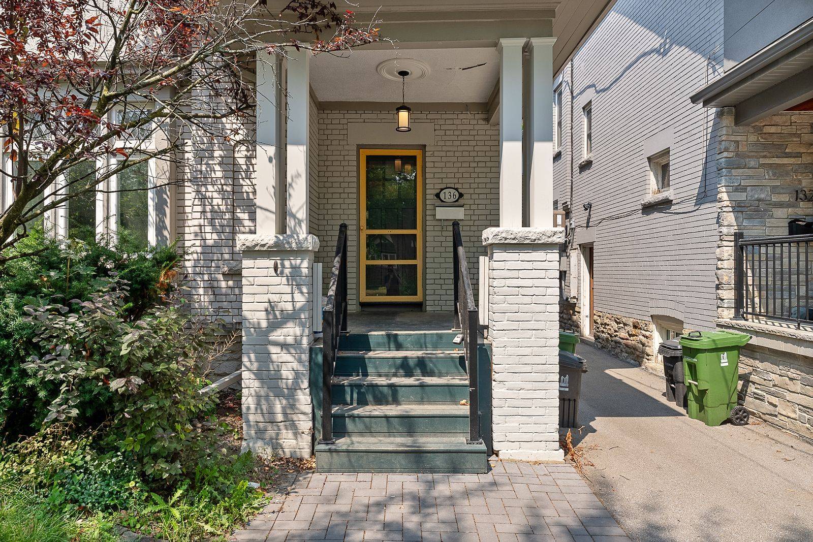 Toronto C03, ON M4R 1H2,136 St Clements AVE