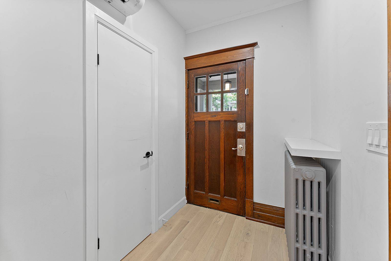 Toronto C03, ON M4R 1H2,136 St Clements AVE