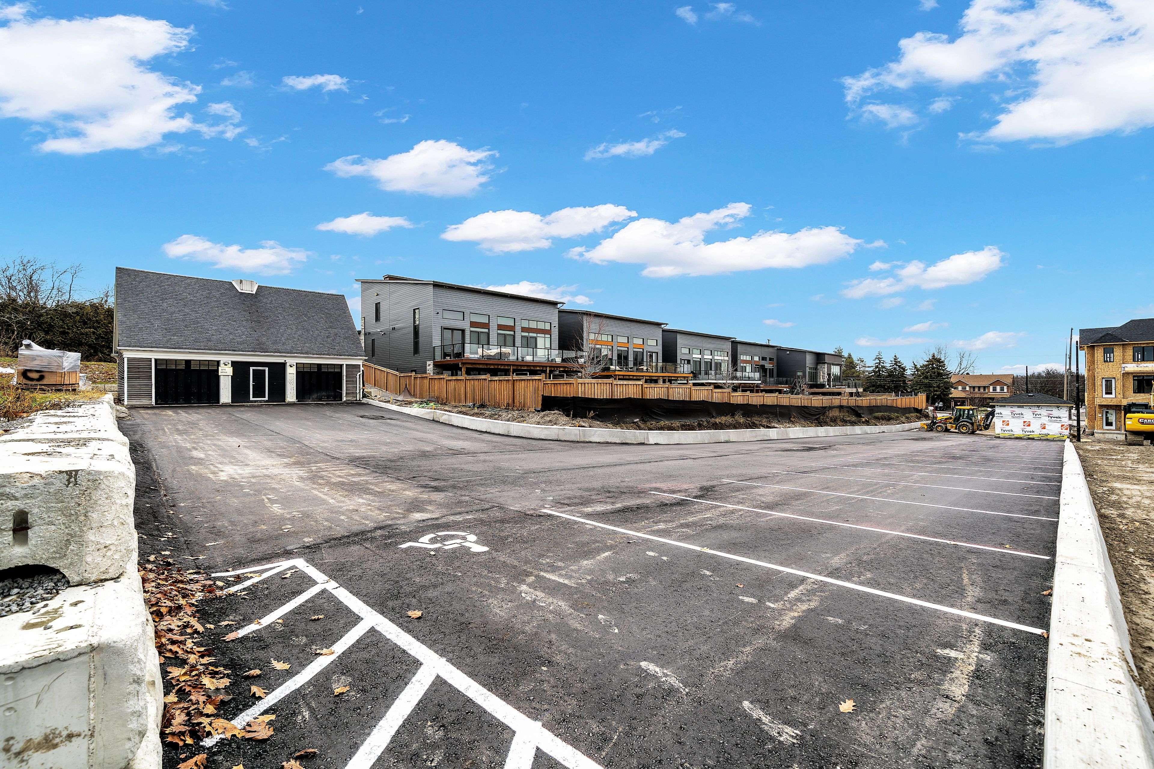 Whitby, ON L1N 8P2,780 Garden ST