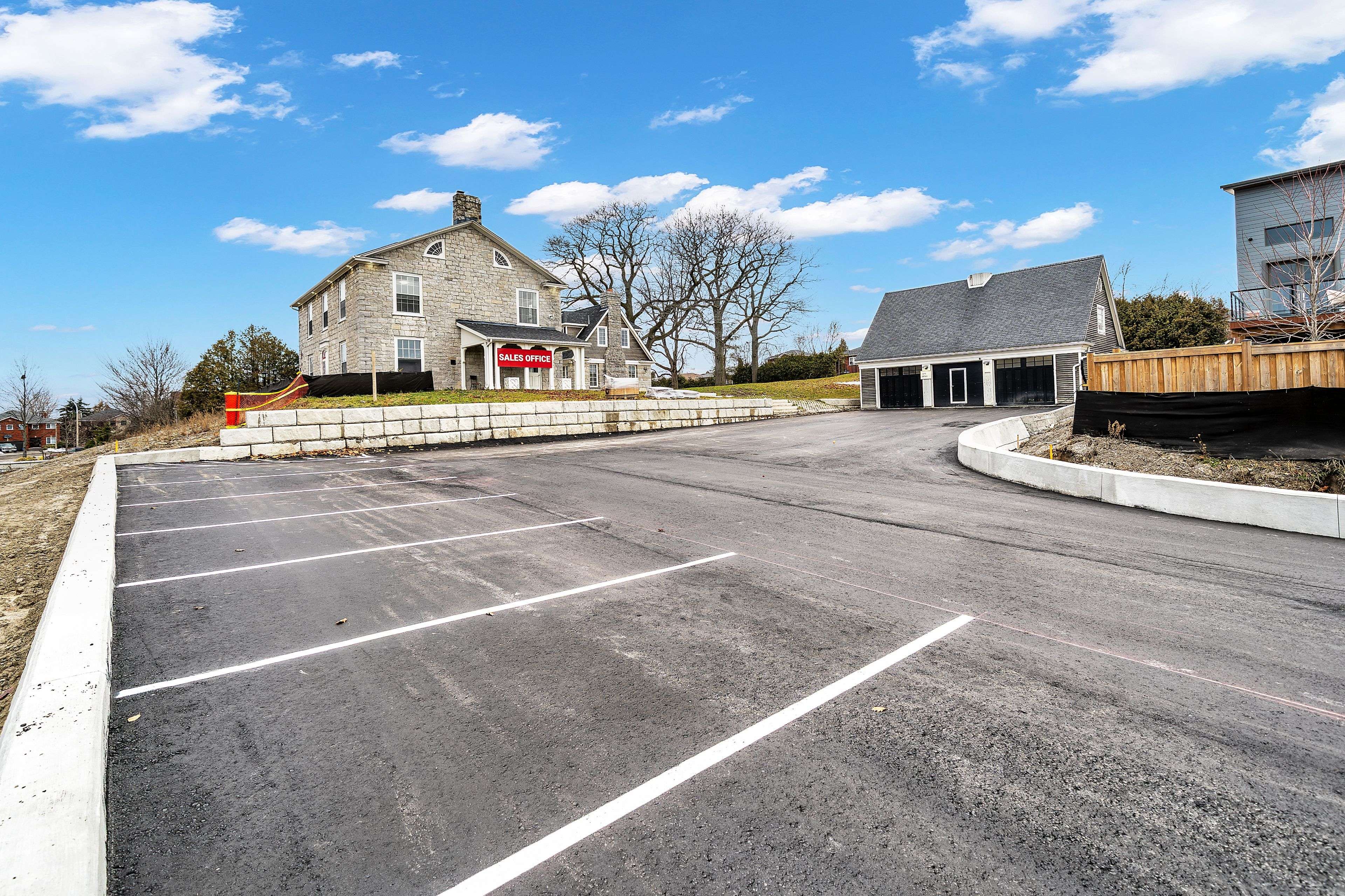 Whitby, ON L1N 8P2,780 Garden ST