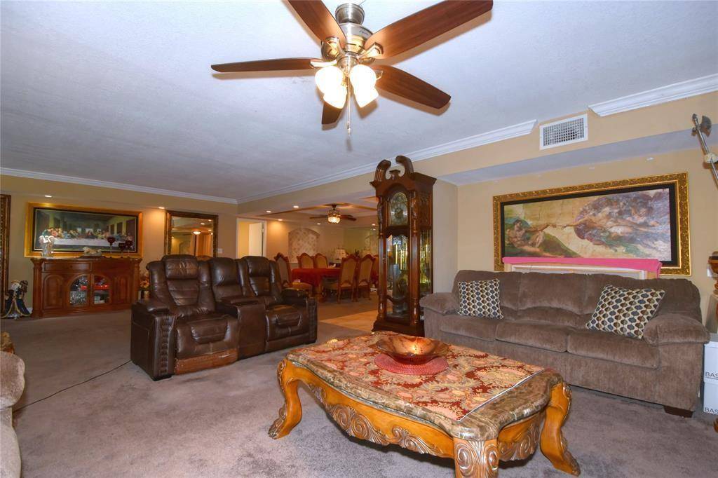 Pompano Beach, FL 33062,111 N Pompano Beach Blvd #304