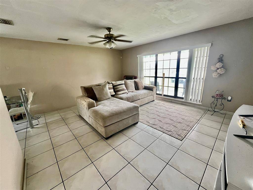 Miramar, FL 33023,7600 Venetian St.