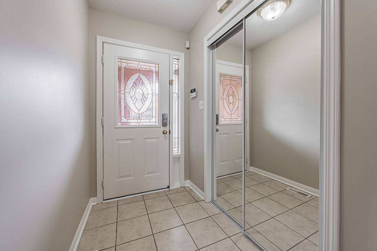 Milton, ON L9T 6B4,744 Edwards AVE