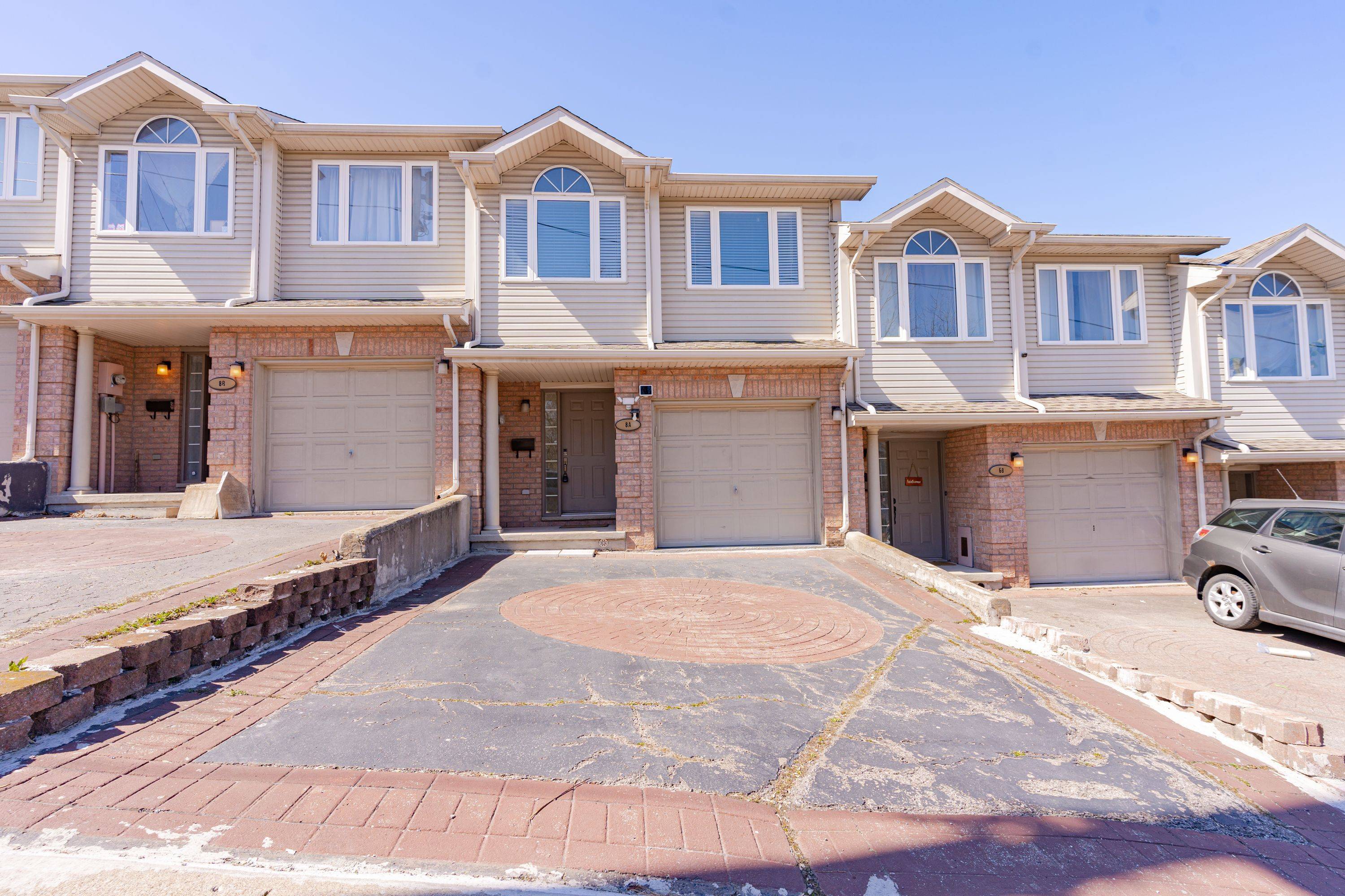 St. Catharines, ON L2S 1M4,8A Hainer ST