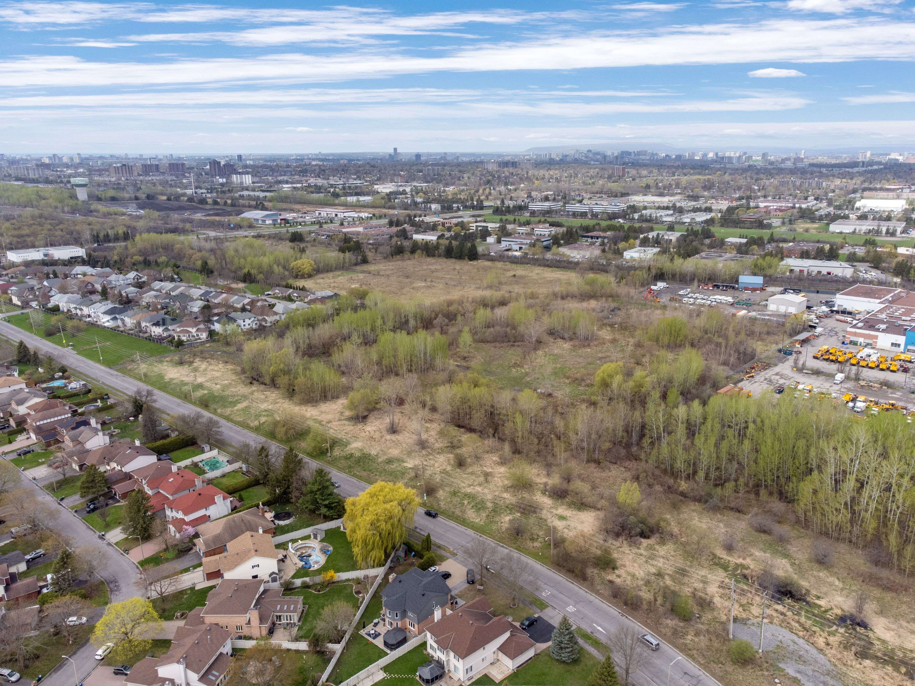 Hunt Club - South Keys And Area, ON K1G 4L9,3203 Conroy RD