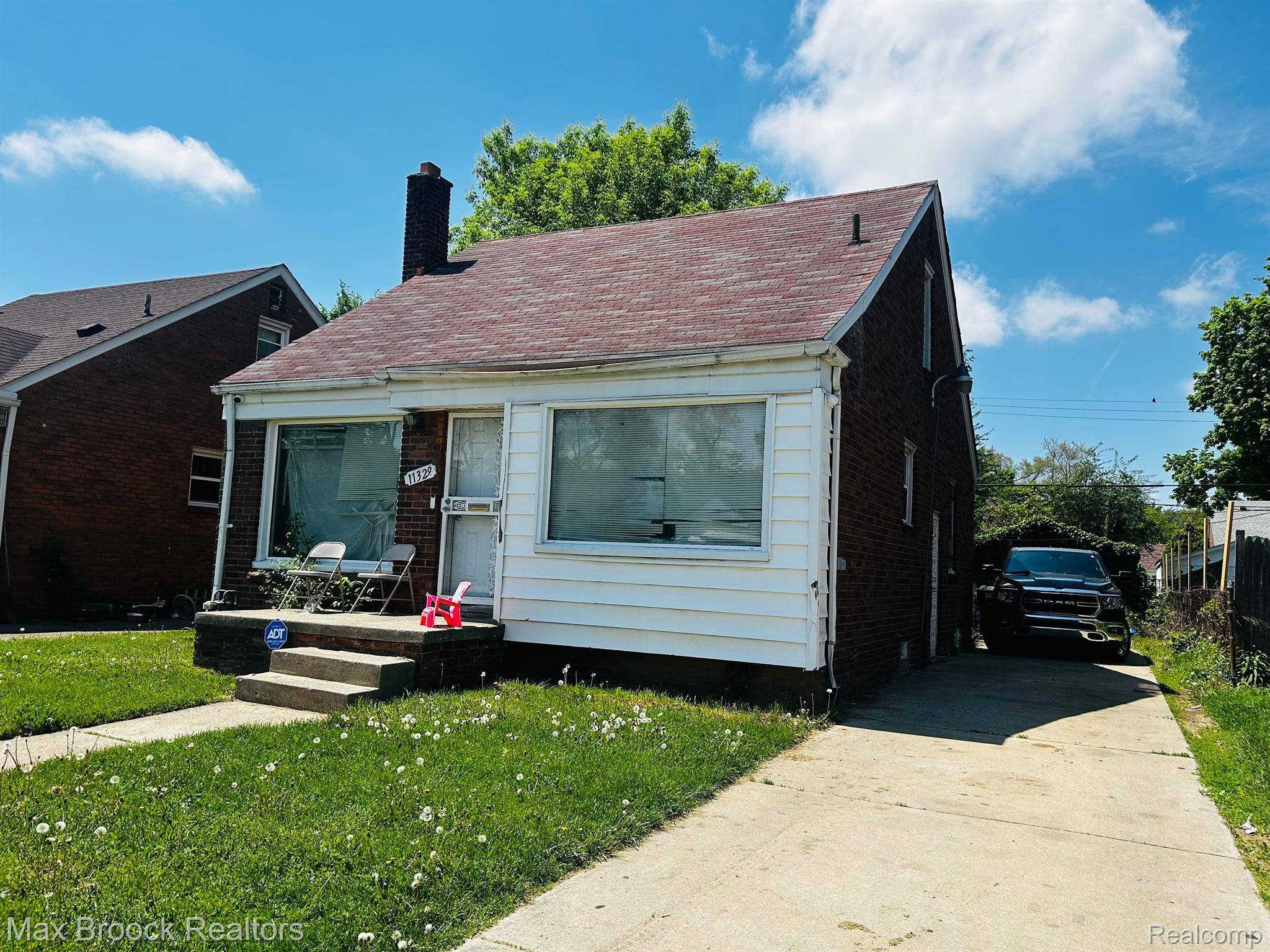 Detroit, MI 48228,11329 MINOCK ST