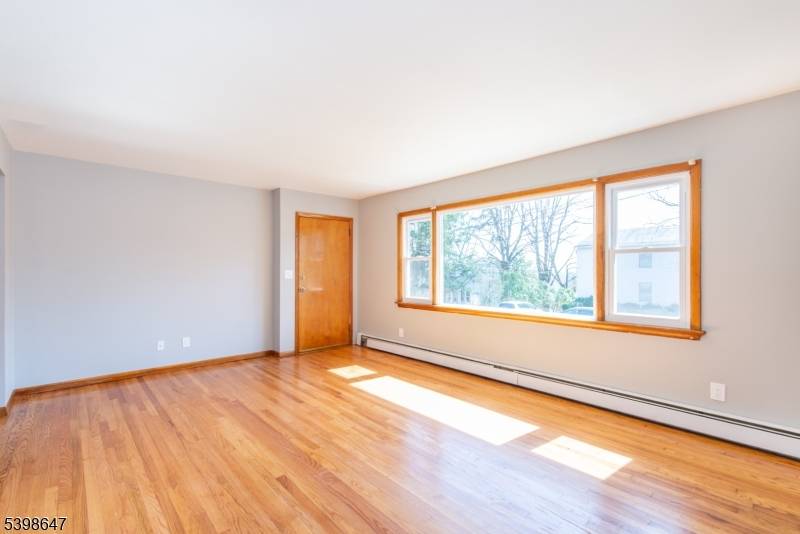 Hawthorne Boro, NJ 07506,41 N 15Th St