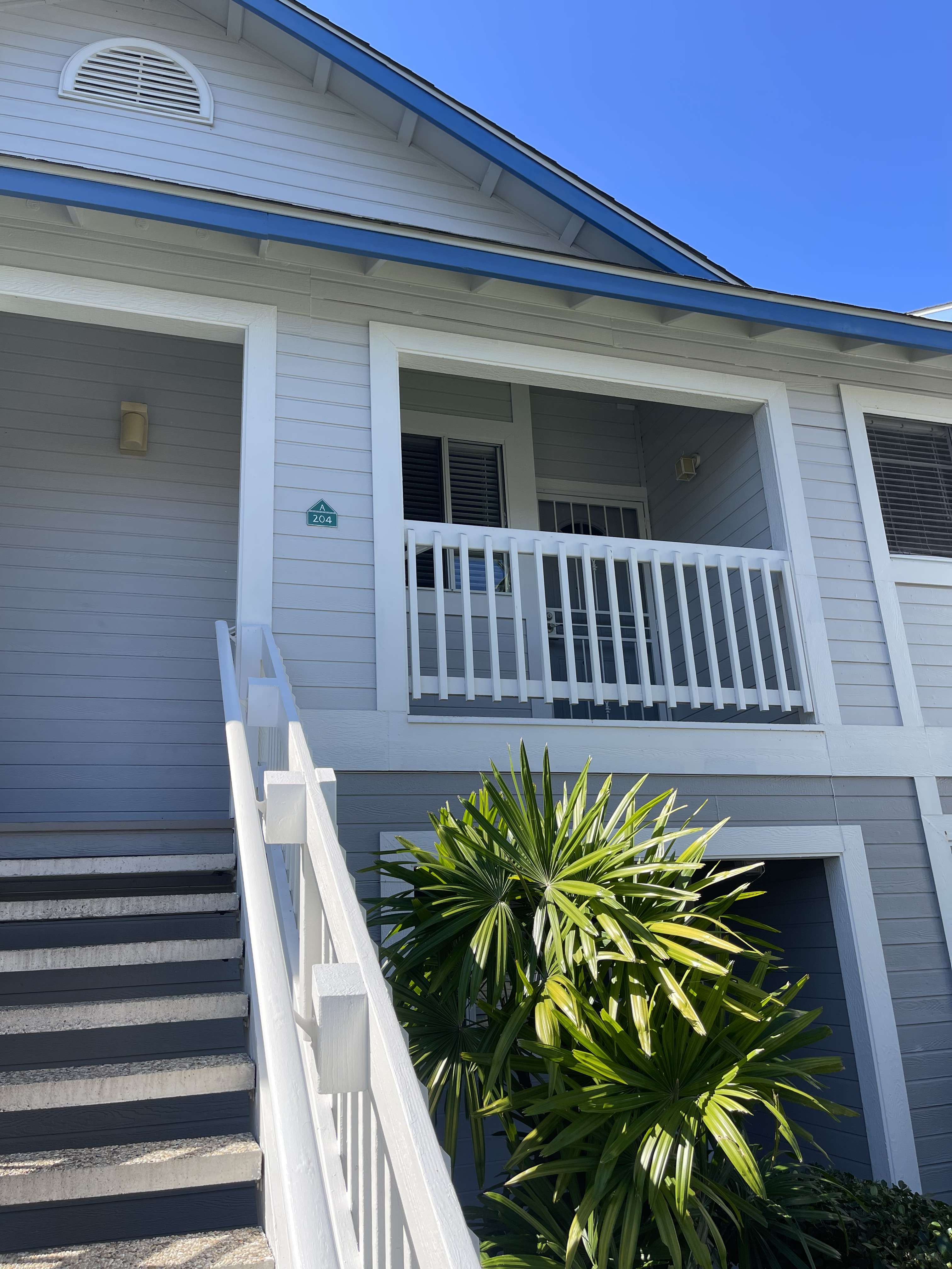 Kailua-kona, HI 96740,75-6081 ALII DR #A204