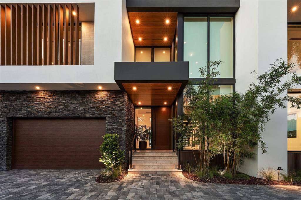 Fort Lauderdale, FL 33305,2817 NE 25th St