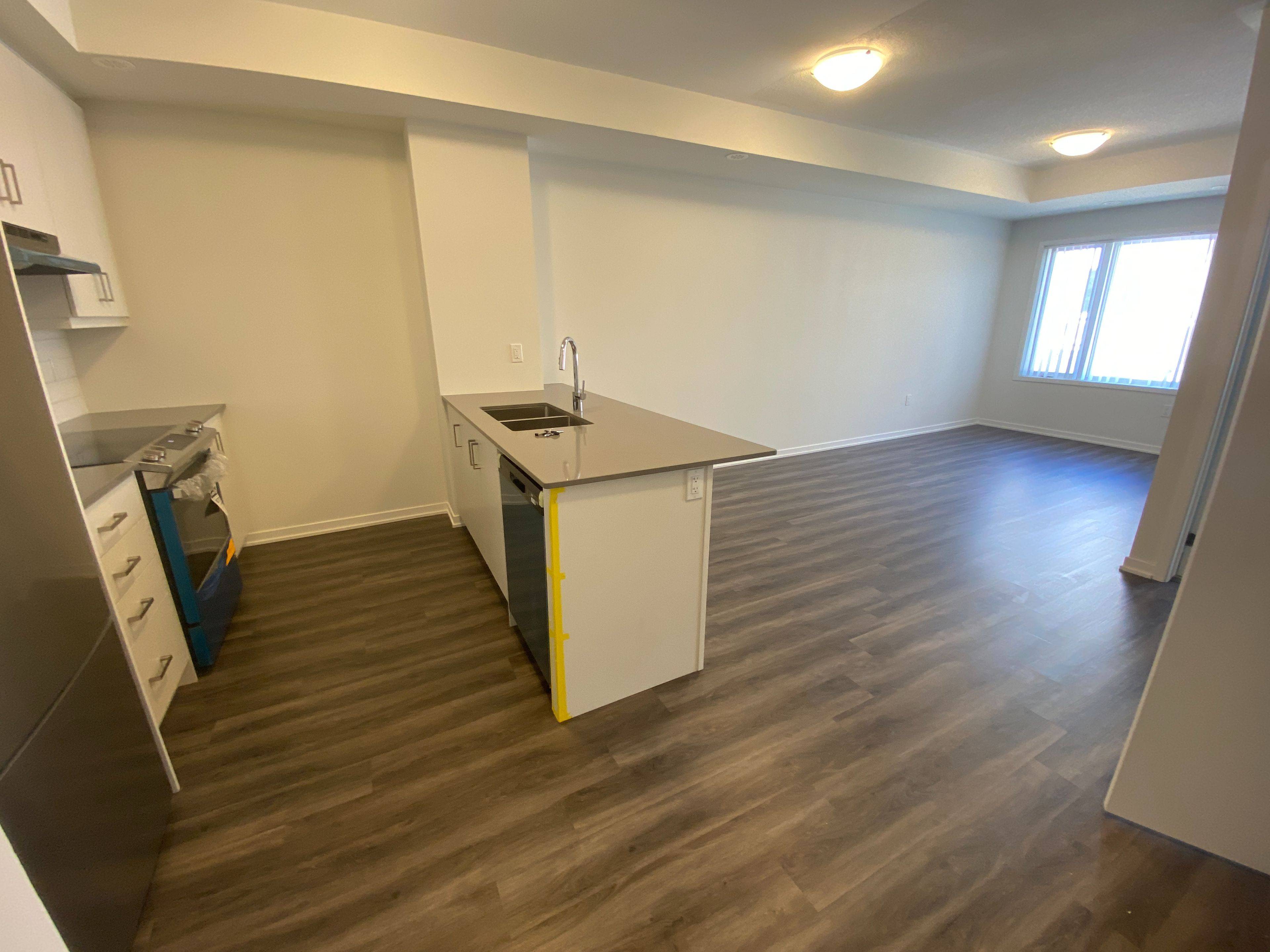 Vaughan, ON L4K 0N7,131 Honeycrisp CRES #TH223