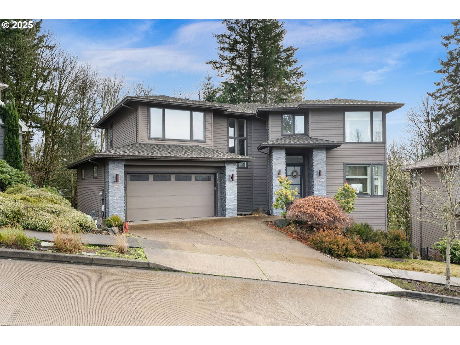 Portland, OR 97229,3311 NW TULLAMORE CT