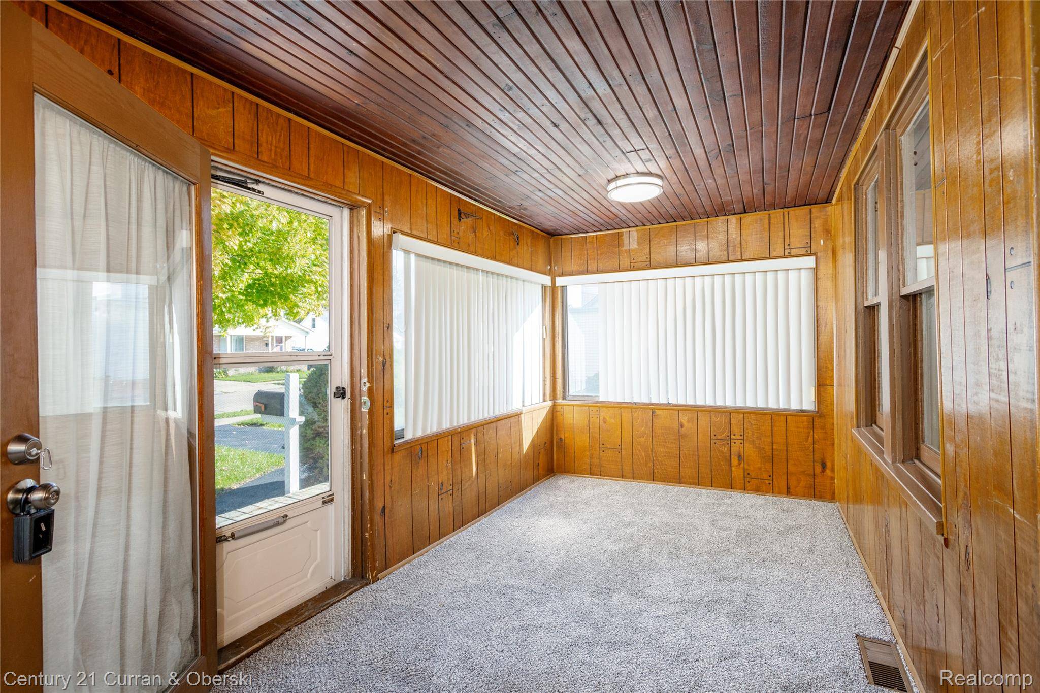 Roseville, MI 48066,26361 Parkington ST