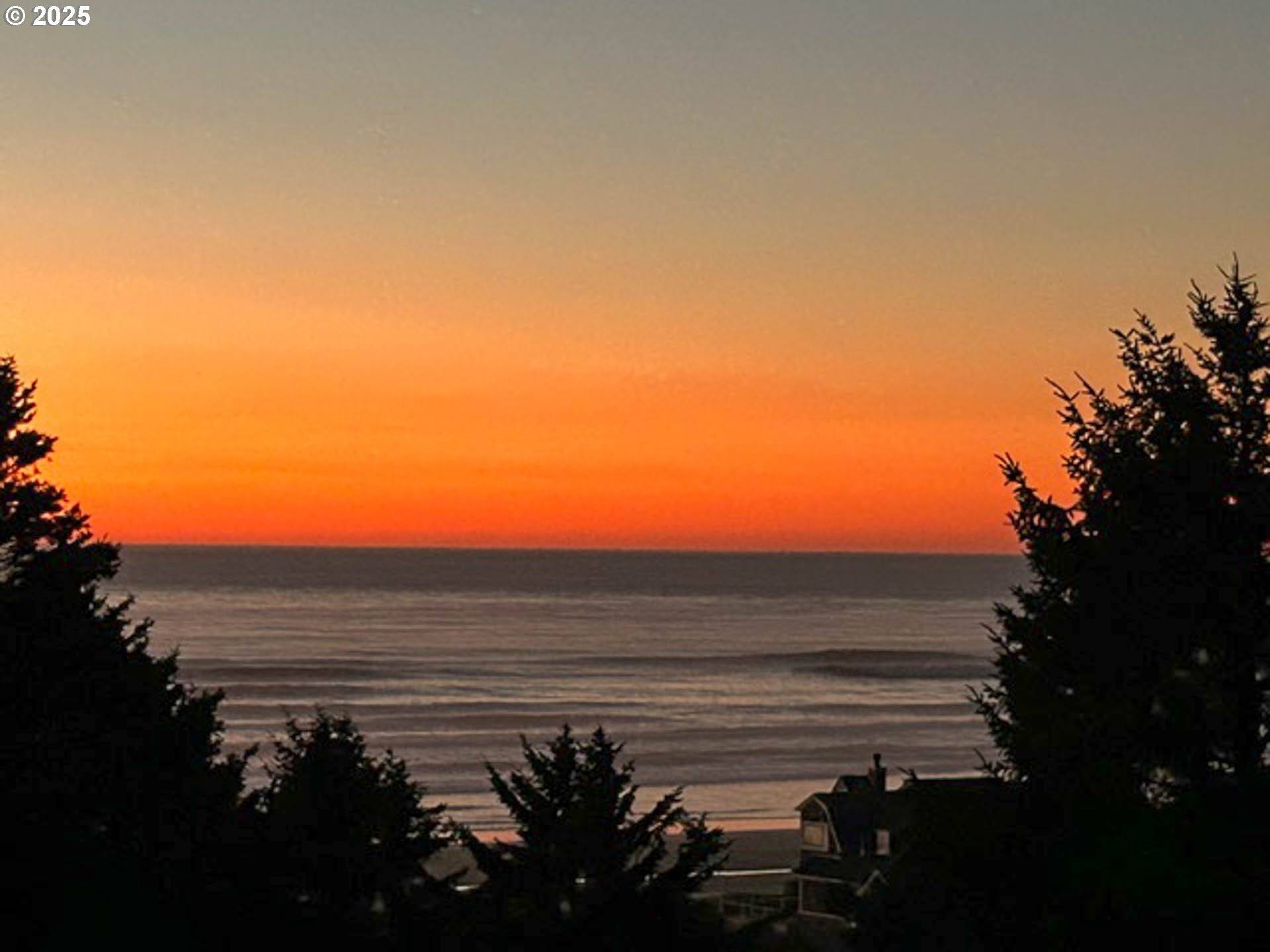 South Beach, OR 97366,117 SW 66TH ST