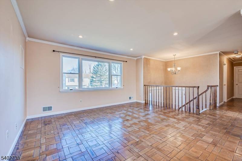 South Plainfield Boro, NJ 07080,22 OLoughlin