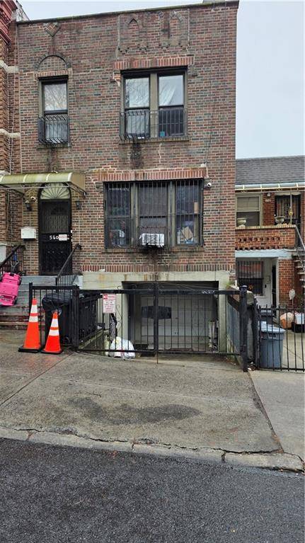 Brooklyn, NY 11220,560 46th ST