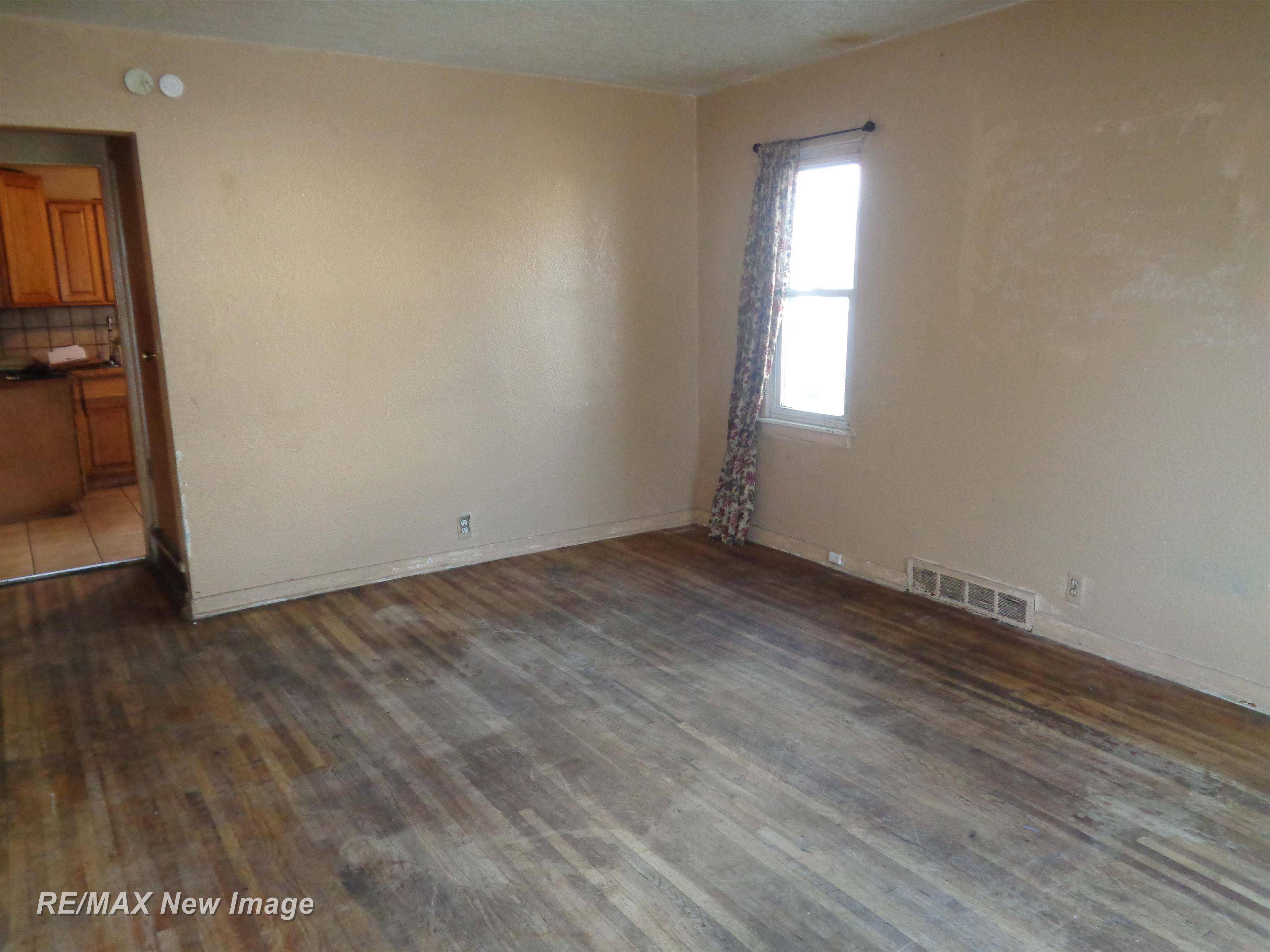 Saginaw, MI 48602,2259 Avon ST