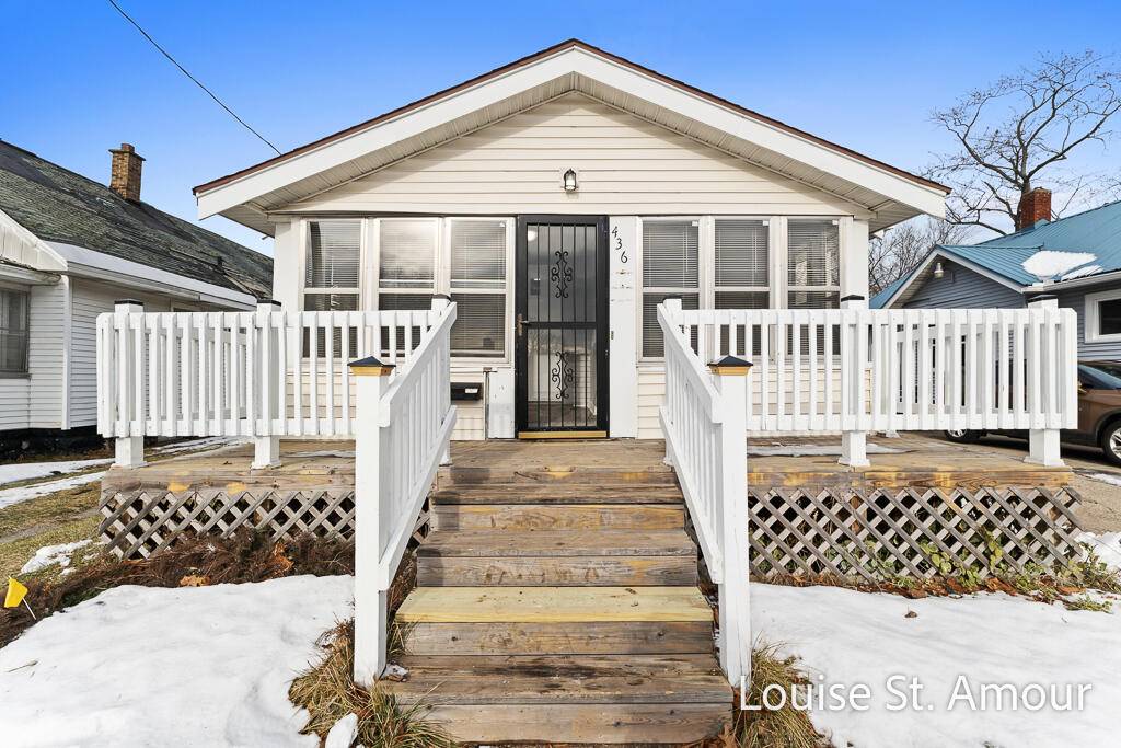 Muskegon, MI 49442,436 Catawba AVE