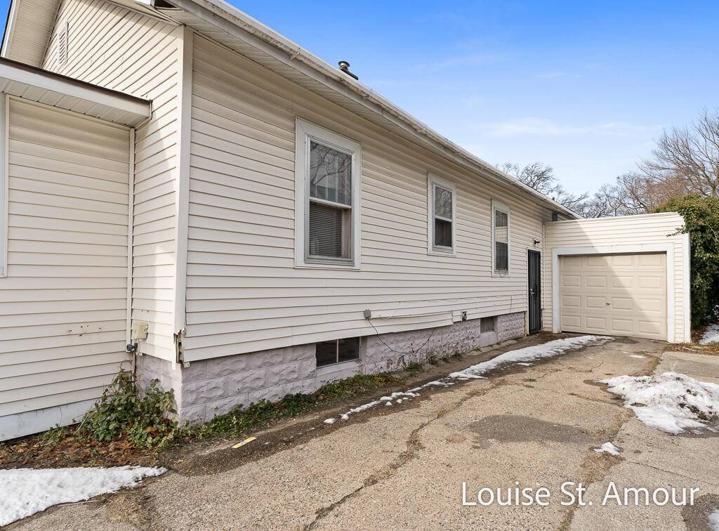 Muskegon, MI 49442,436 Catawba AVE