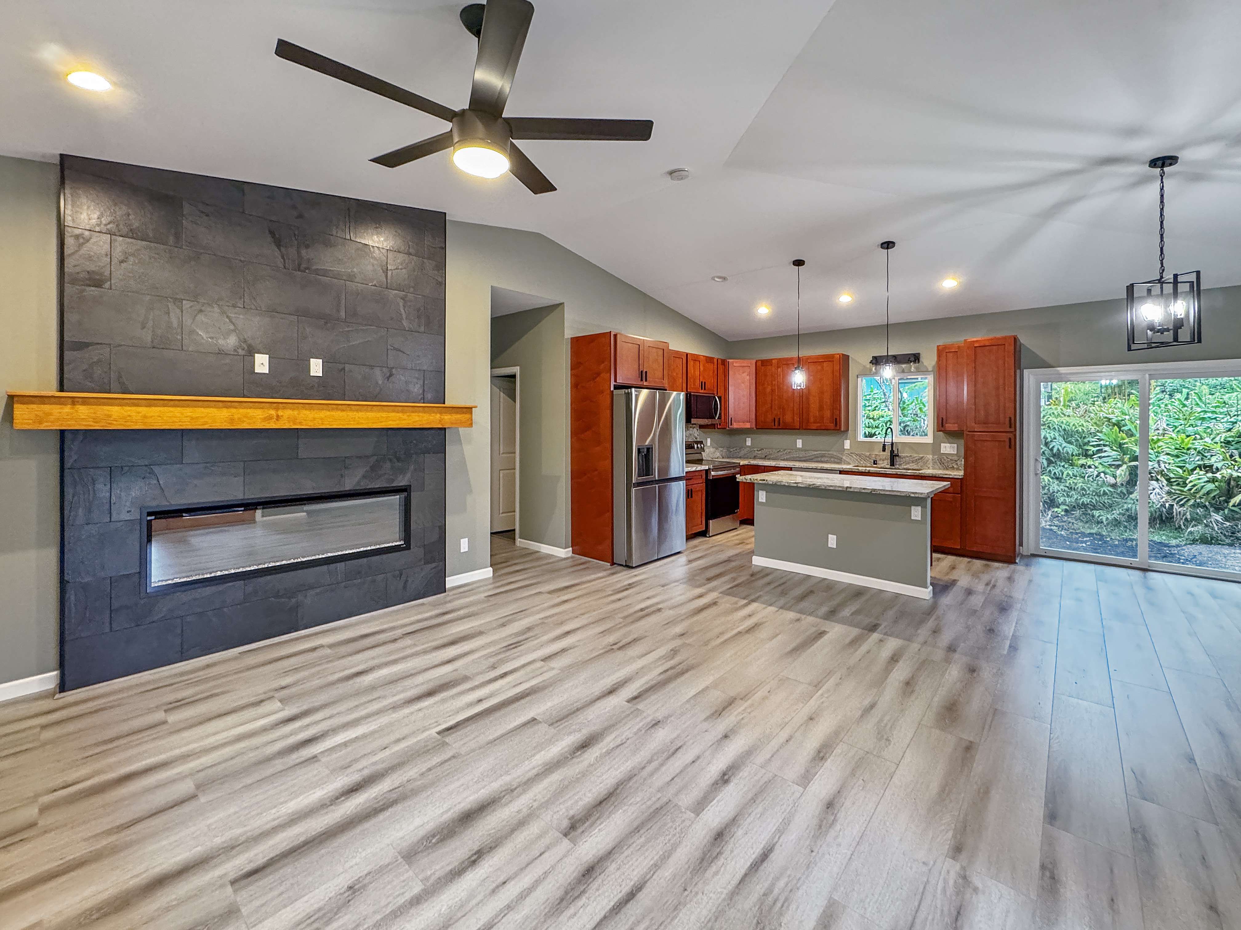 Volcano, HI 96785,11-3782 NAHELENANI ST