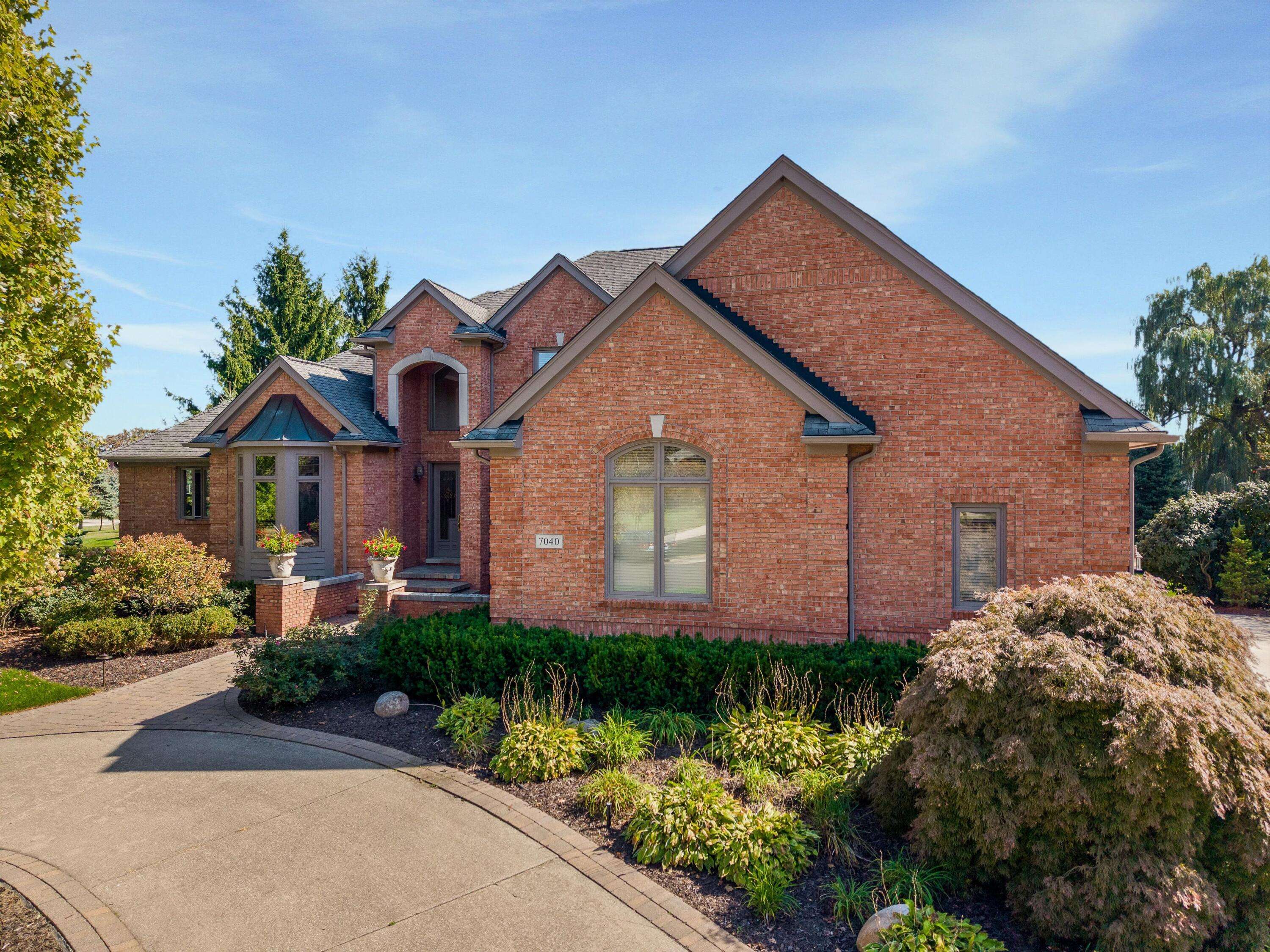 Canton, MI 48187,7040 Royal Villa CT