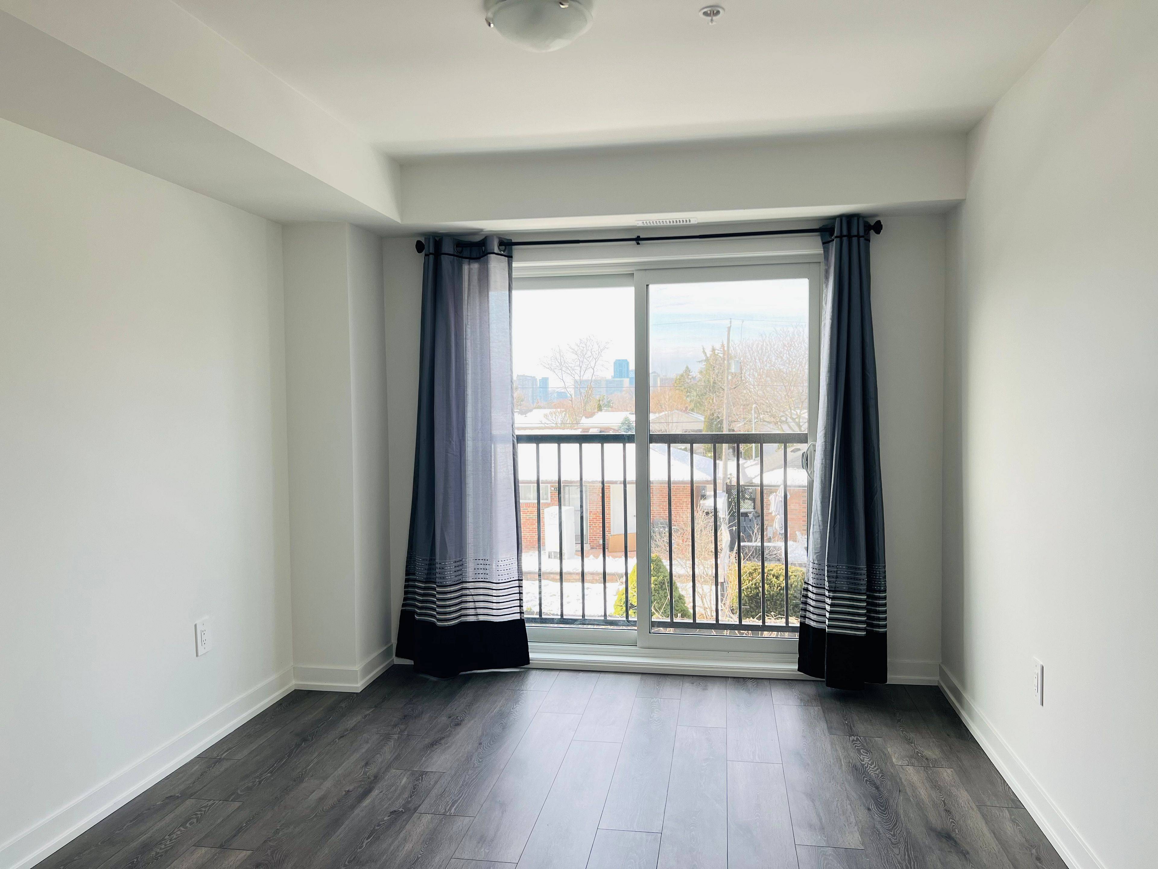 Toronto C13, ON M1R 0G8,1670 Victoria Park AVE #209