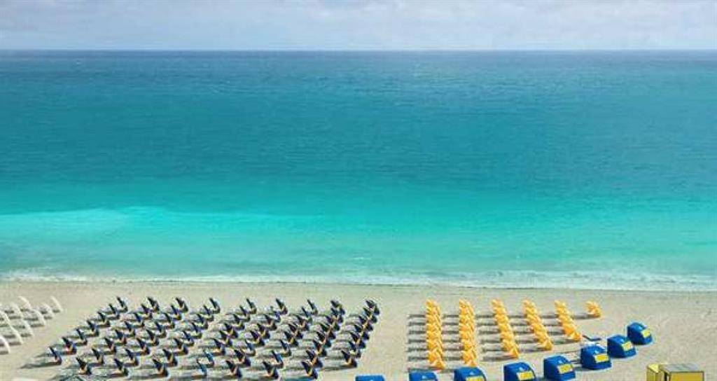 Miami Beach, FL 33139,101 Ocean Dr #704