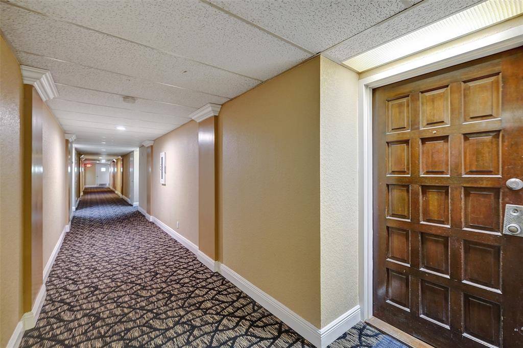 Hollywood, FL 33021,3800 N Hills Dr #412