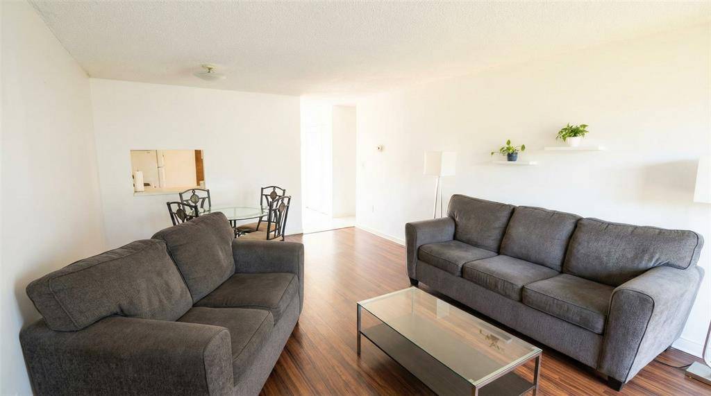 Miami, FL 33169,505 NW 177th St #210