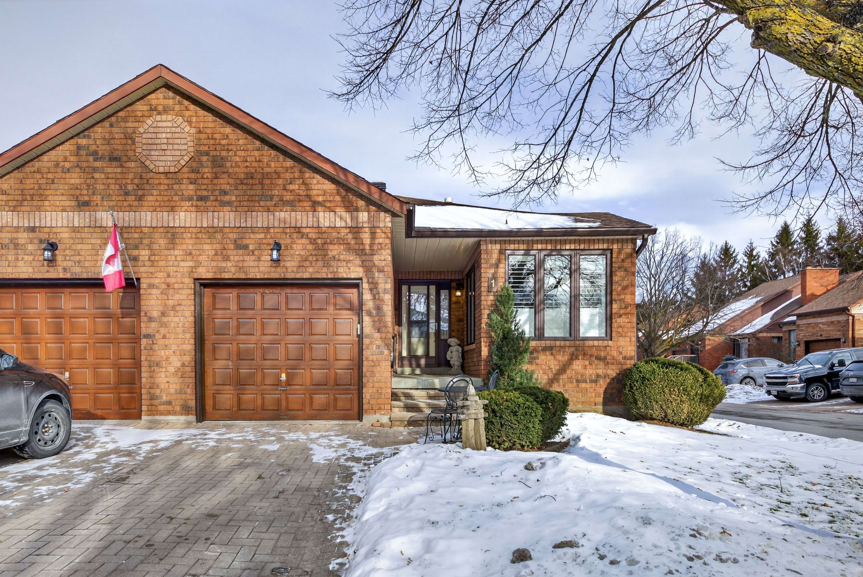New Tecumseth, ON L9R 1R3,1 Glen Eden WAY #33