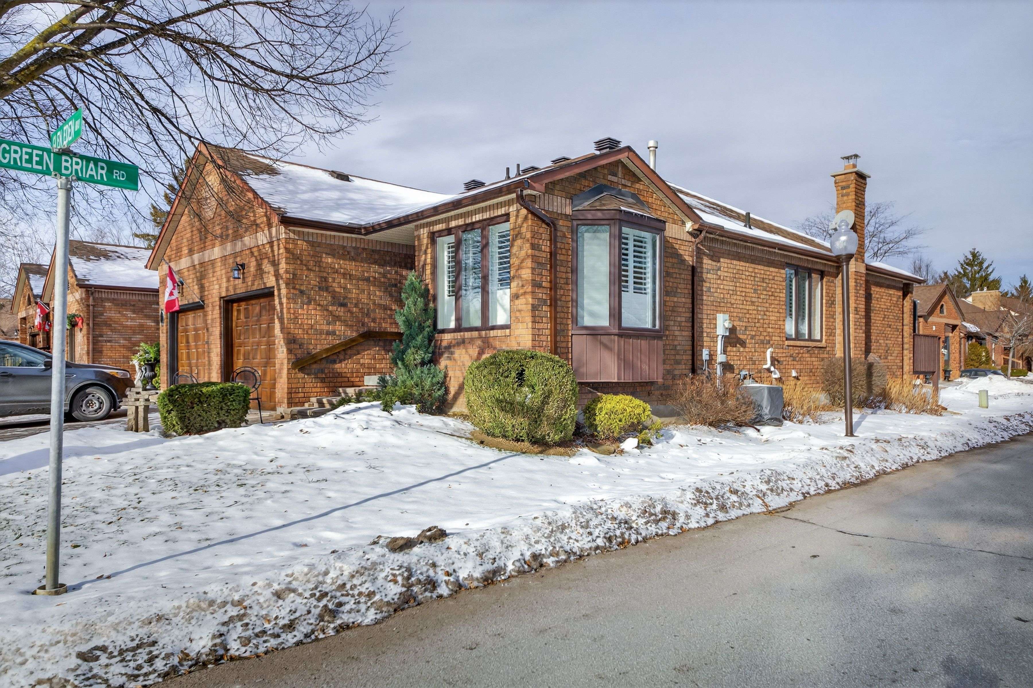 New Tecumseth, ON L9R 1R3,1 Glen Eden WAY #33