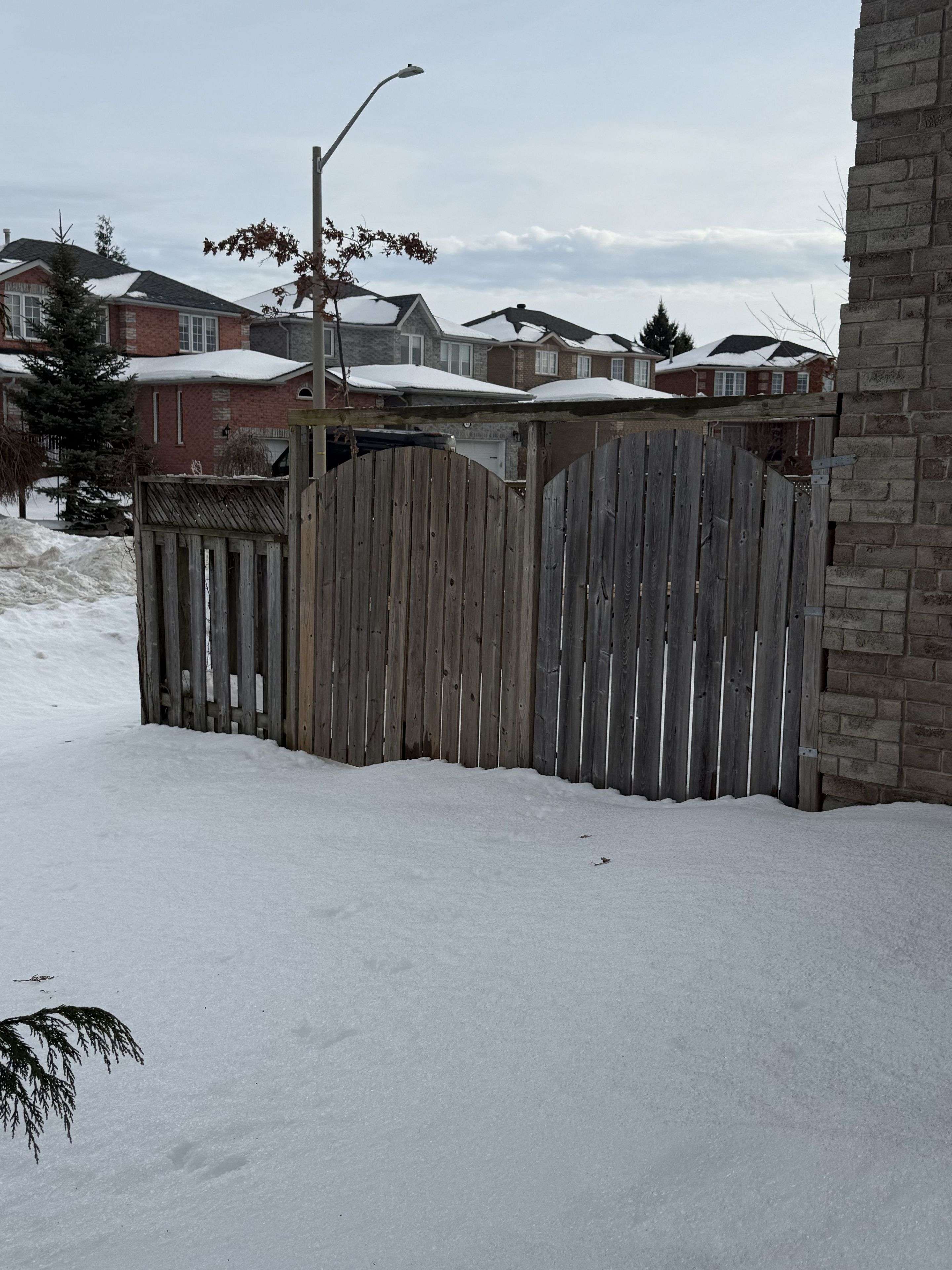 Barrie, ON L4M 6X3,127 Birchwood DR