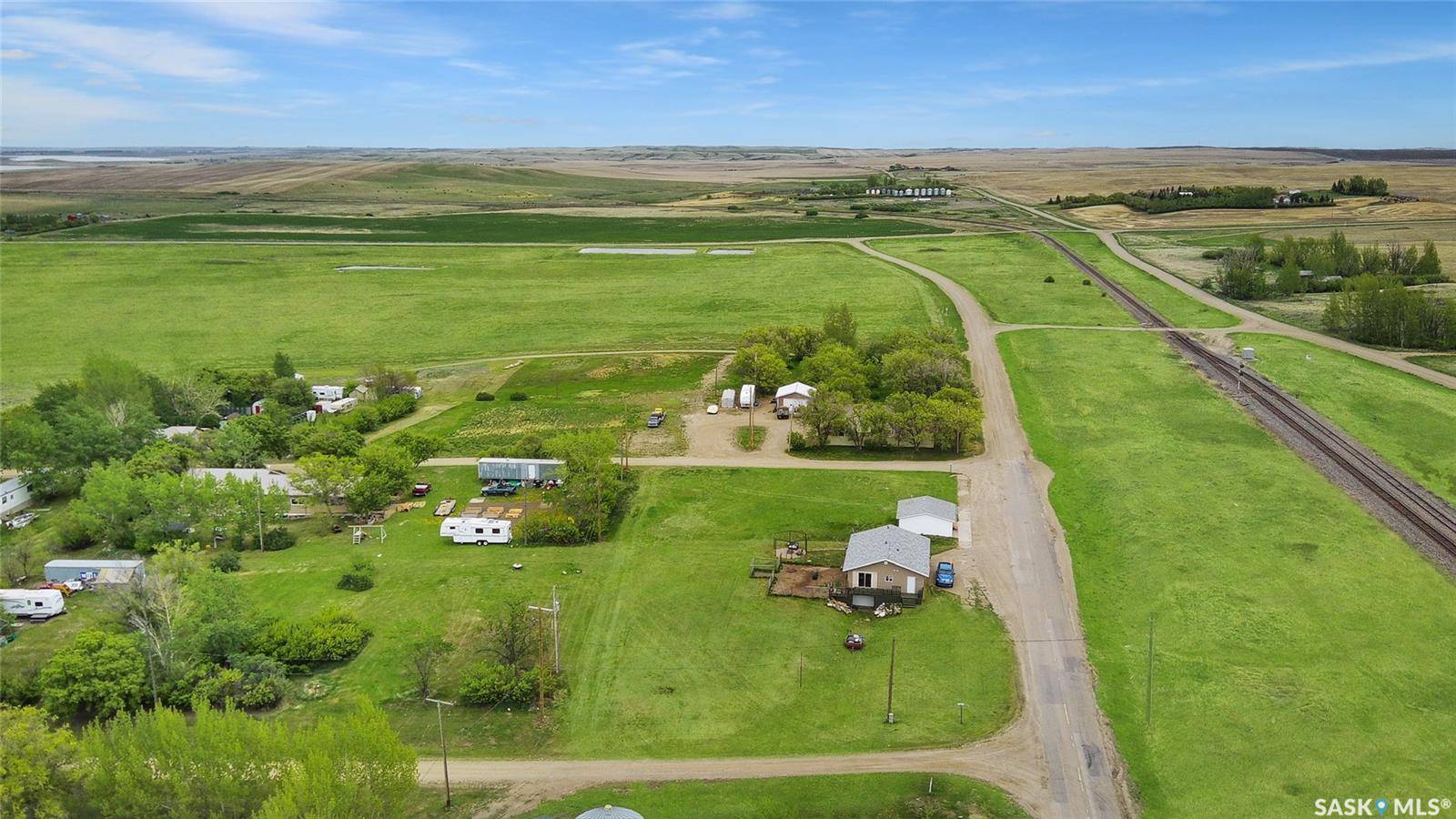 Webb, SK S0N 2X0,800 Railway AVENUE