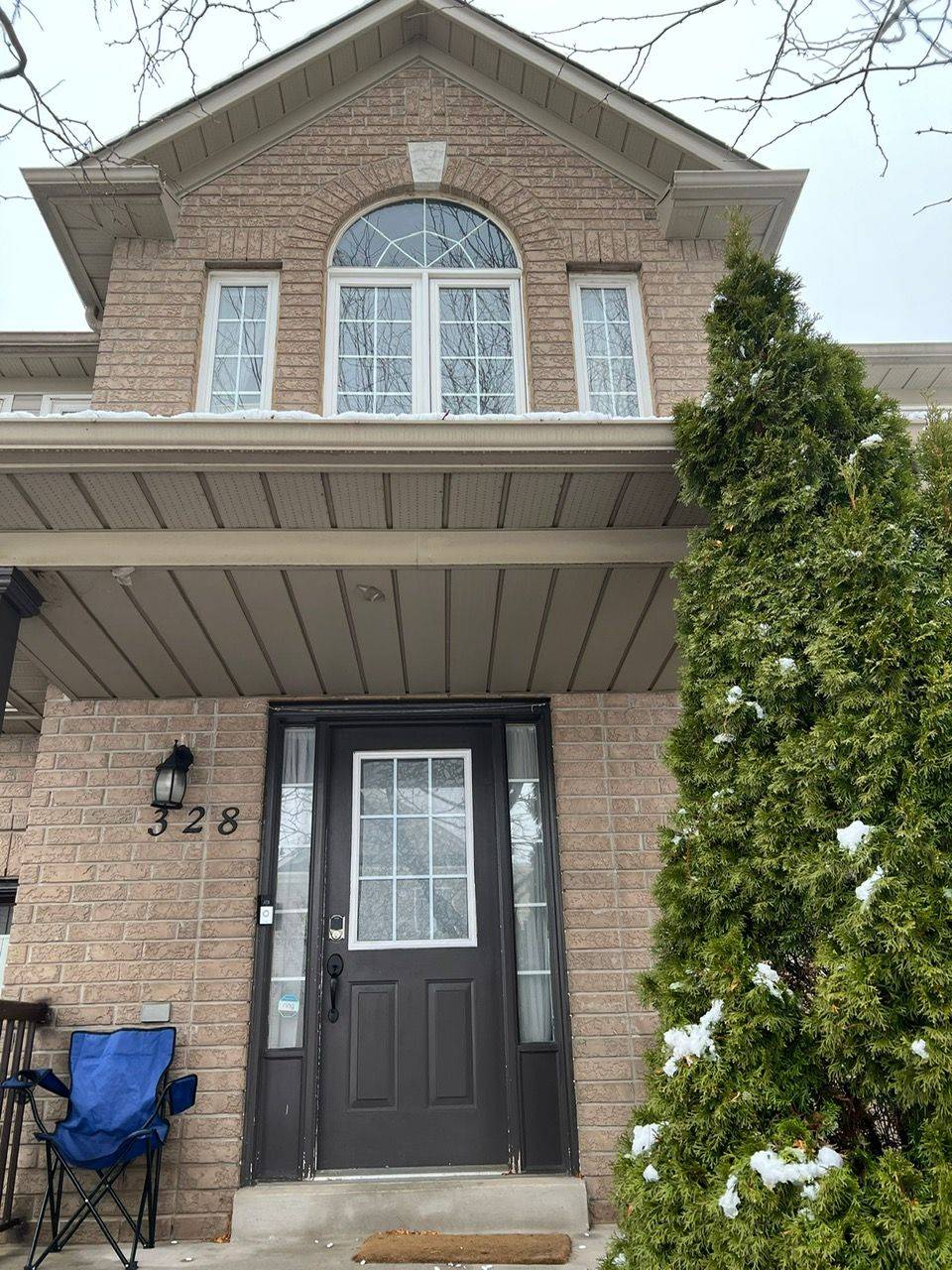 Milton, ON L9T 6S2,328 Black DR