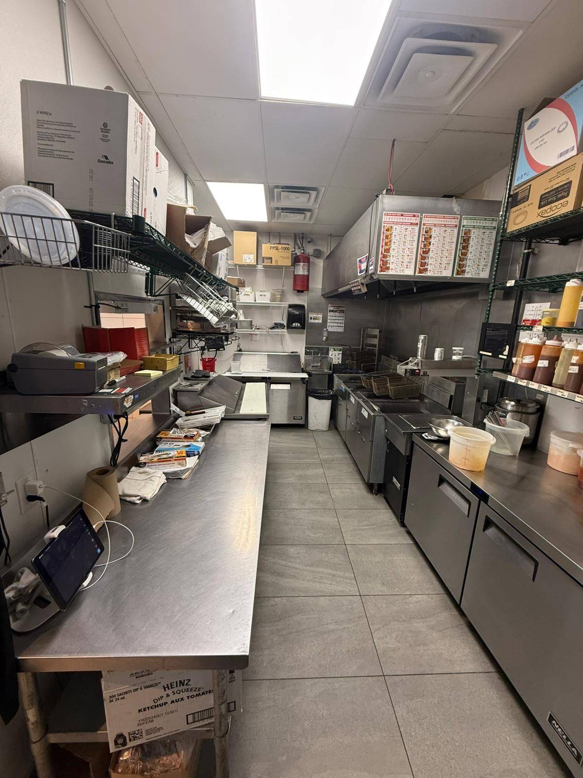 Oakville, ON L6H 6K7,2423 Trafalgar RD #A11