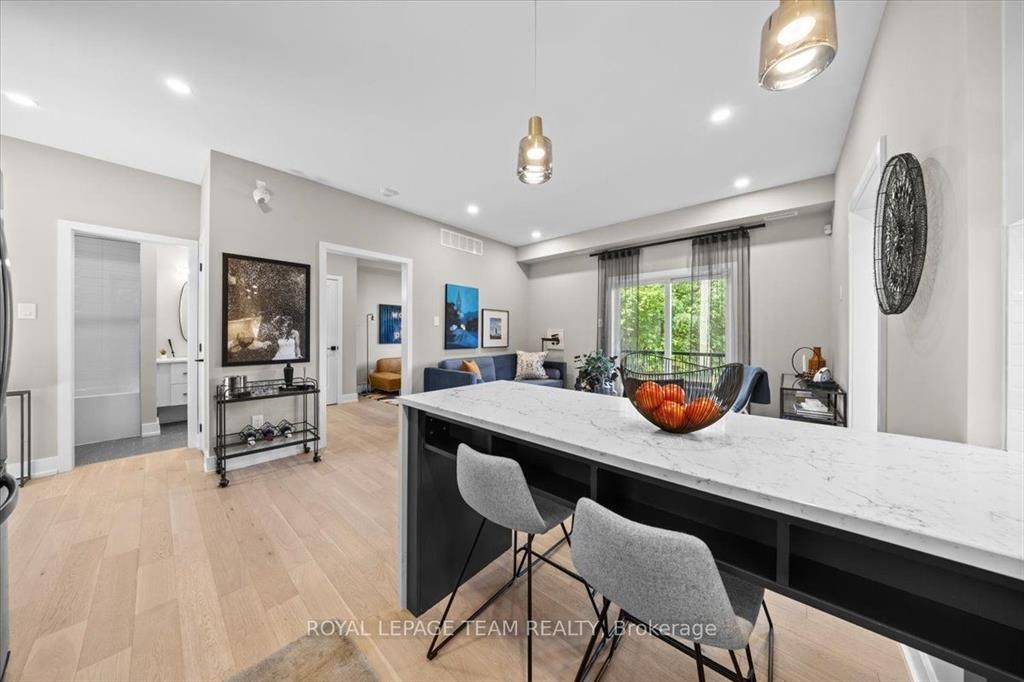 Orleans - Cumberland And Area, ON K4A 5V1,2370 Tenth Line RD #3208