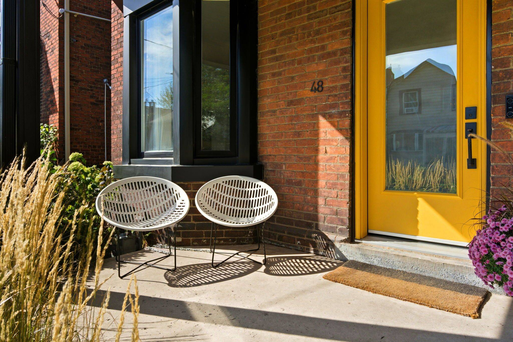 Hamilton, ON L8N 2N6,48 Liberty ST