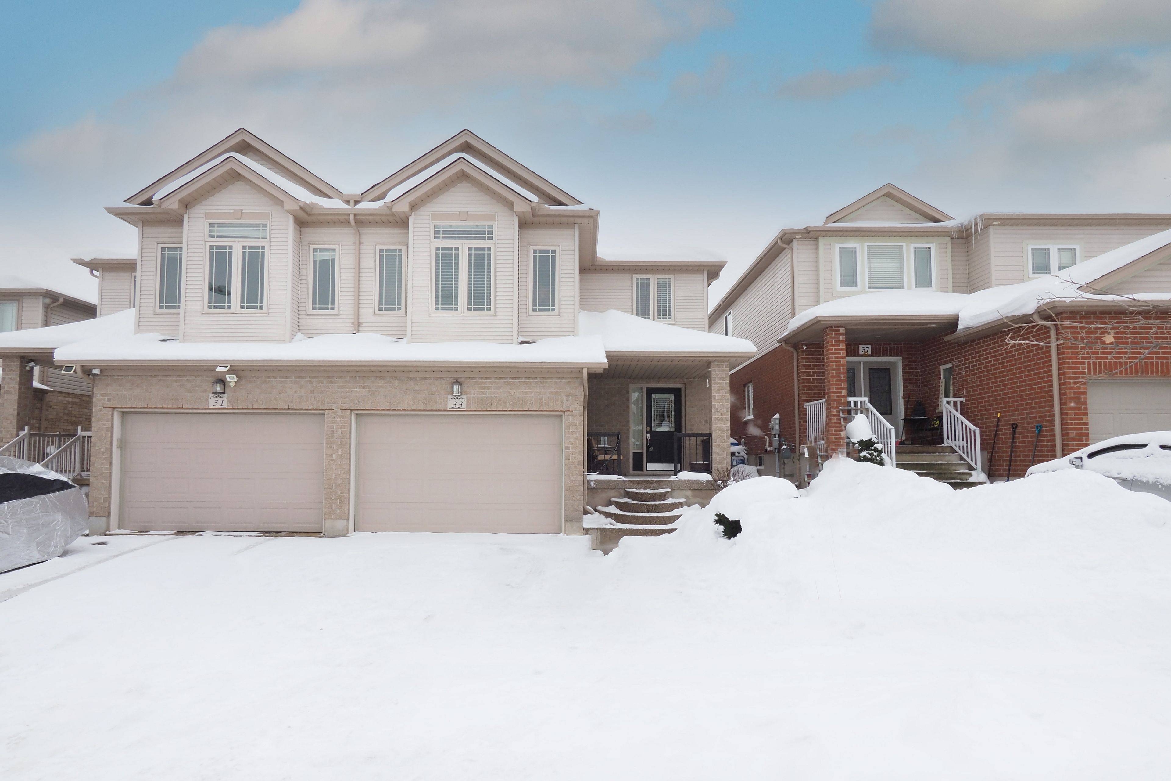 Kitchener, ON N2N 3N8,33 Huck CRES