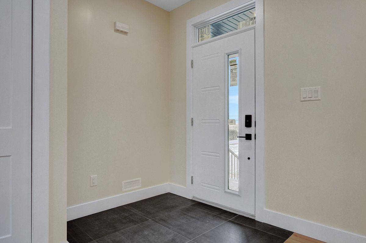 Mcnab/braeside, ON K7S 3G8,354 Russett DR