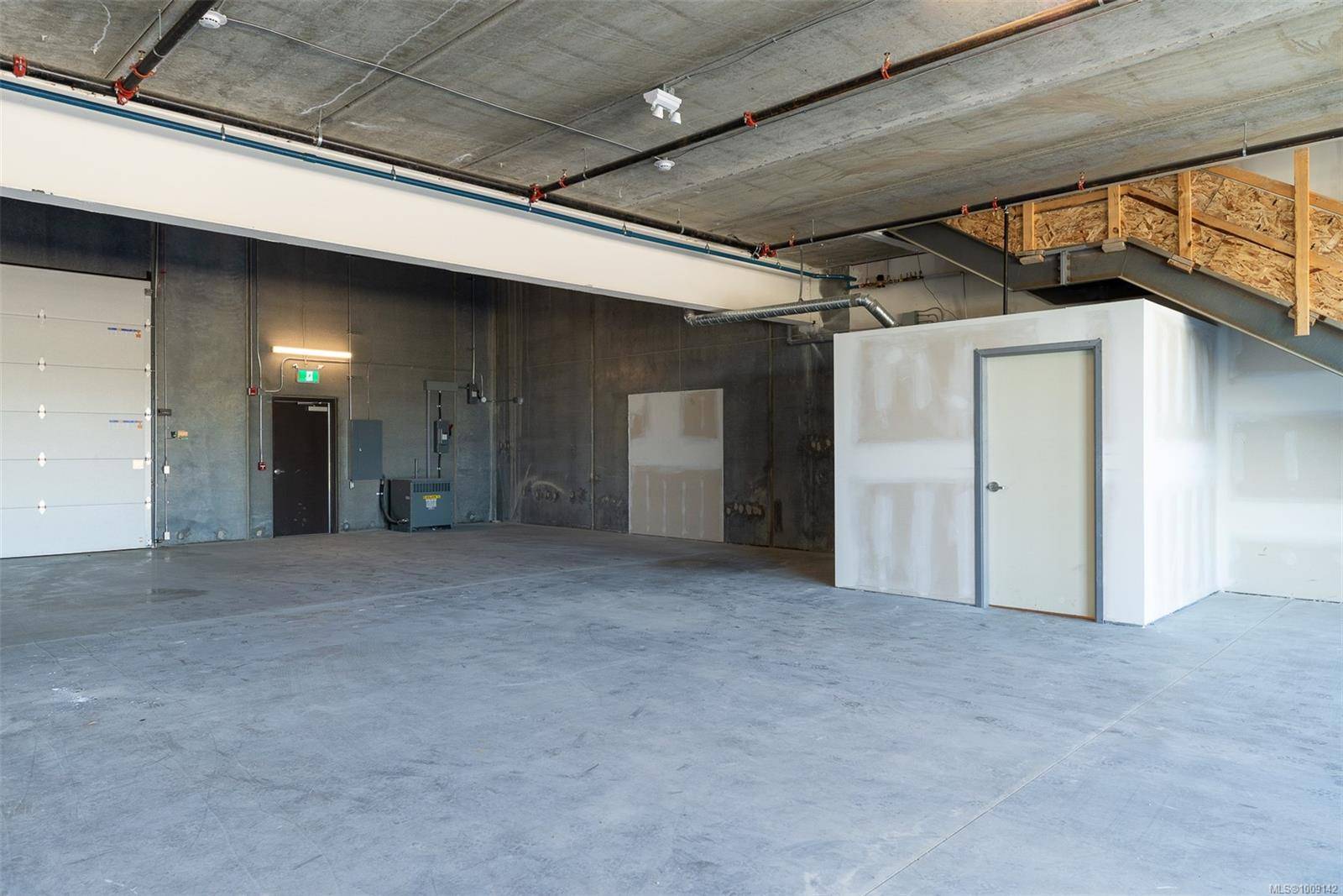 Langford, BC V9B 5Z1,4342 West Shore Pkwy #330