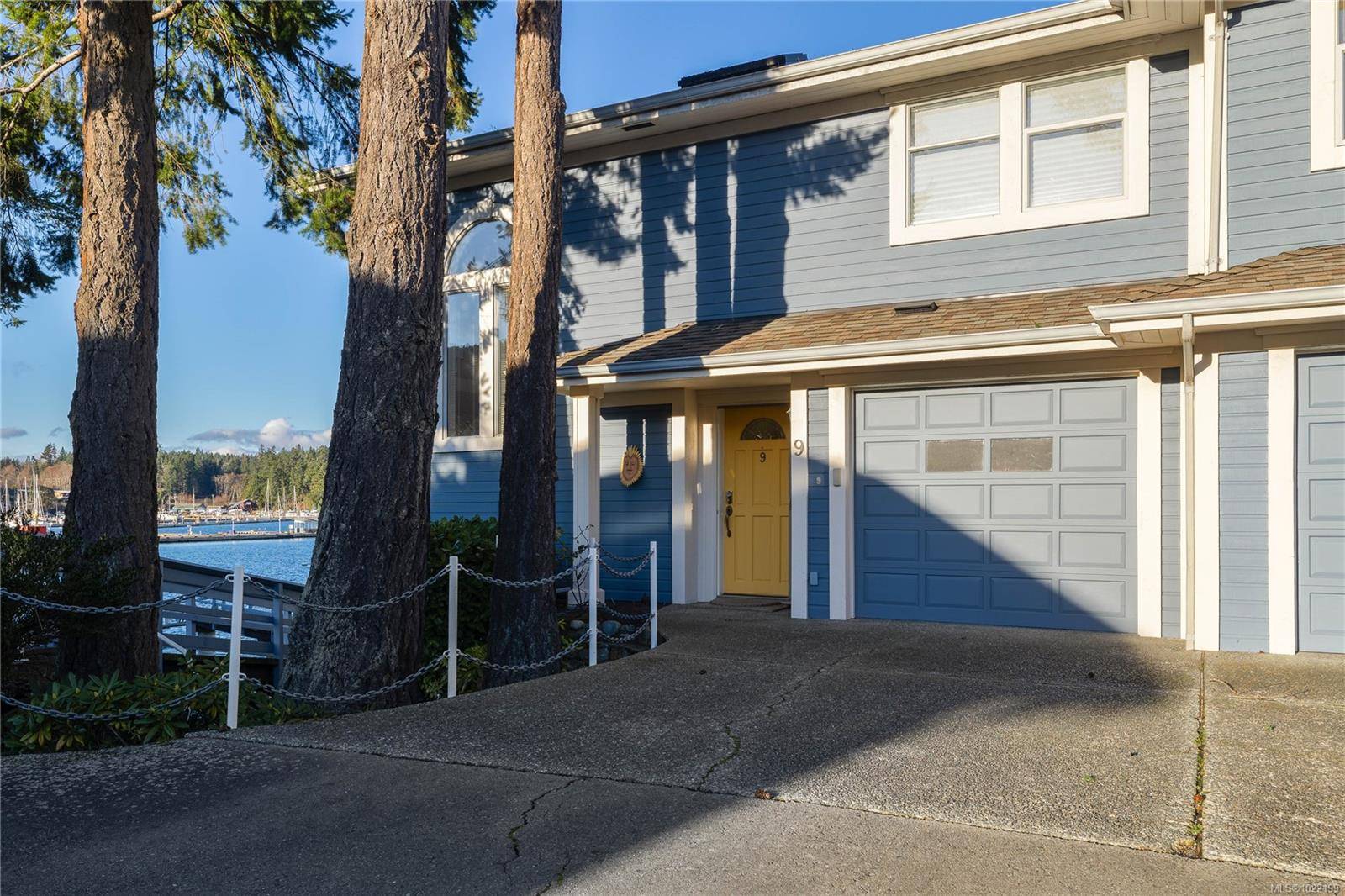 Salt Spring, BC V8K 2T9,111 Fulford-Ganges Rd #9