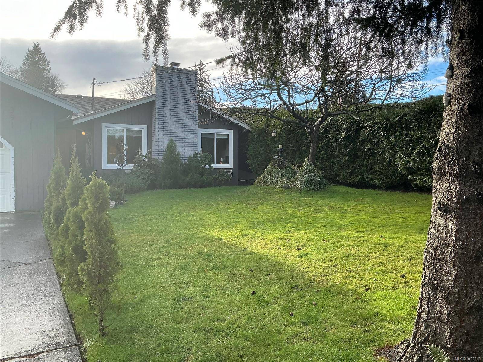 Campbell River, BC V9W 5K3,391 Parkway Rd