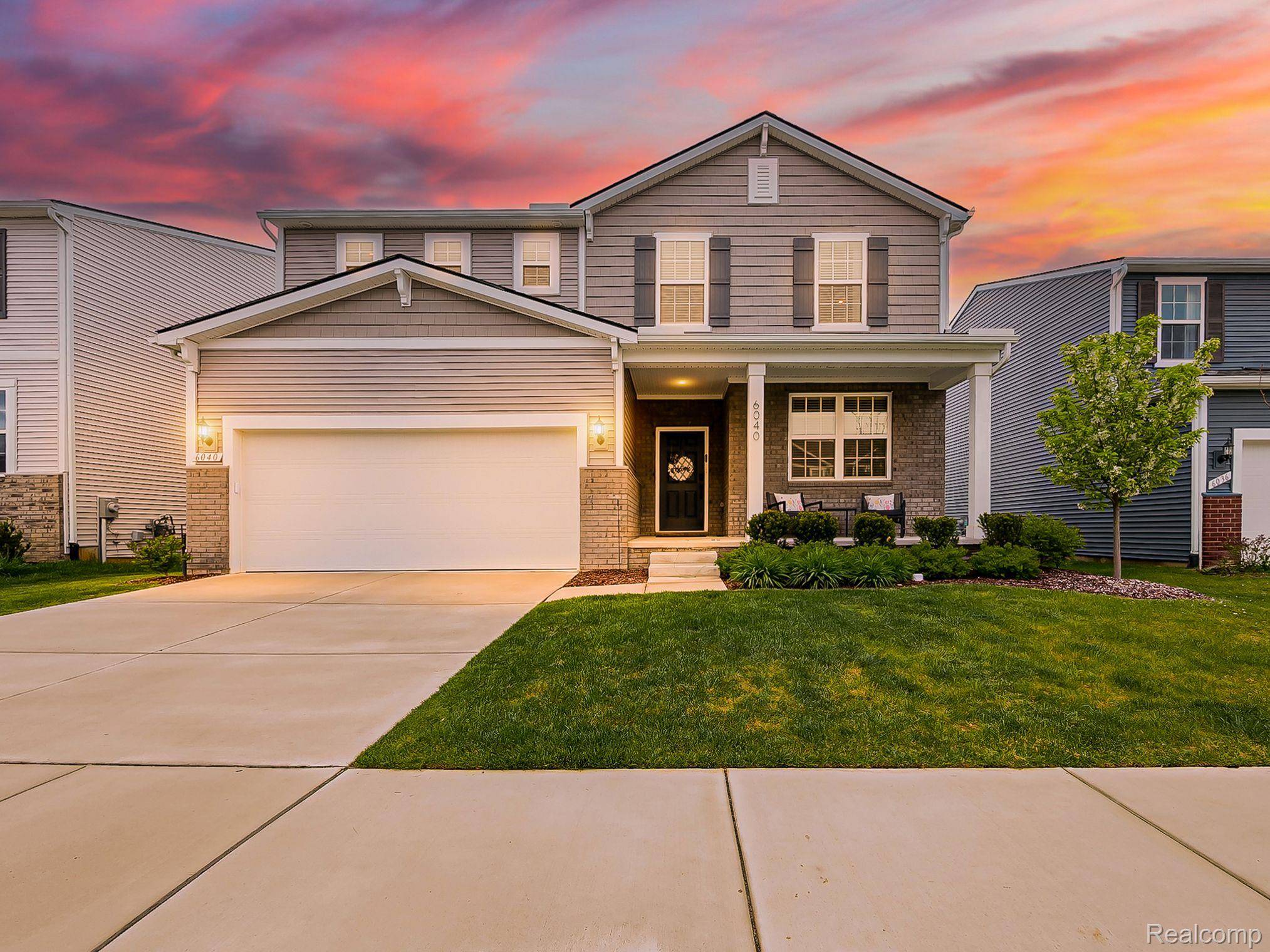 South Lyon, MI 48178,6040 FIELDSTONE CIR