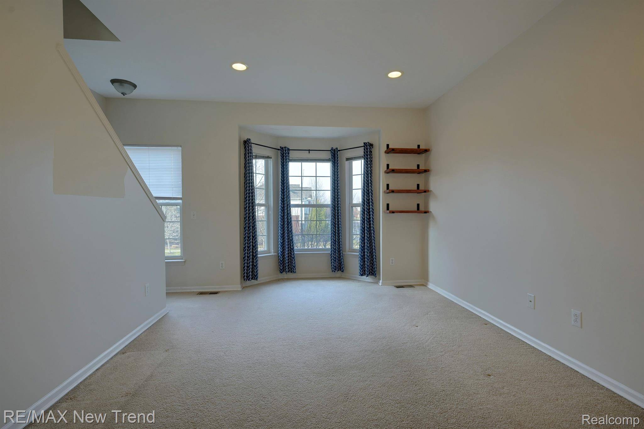 Novi, MI 48377,27868 DECLARATION RD