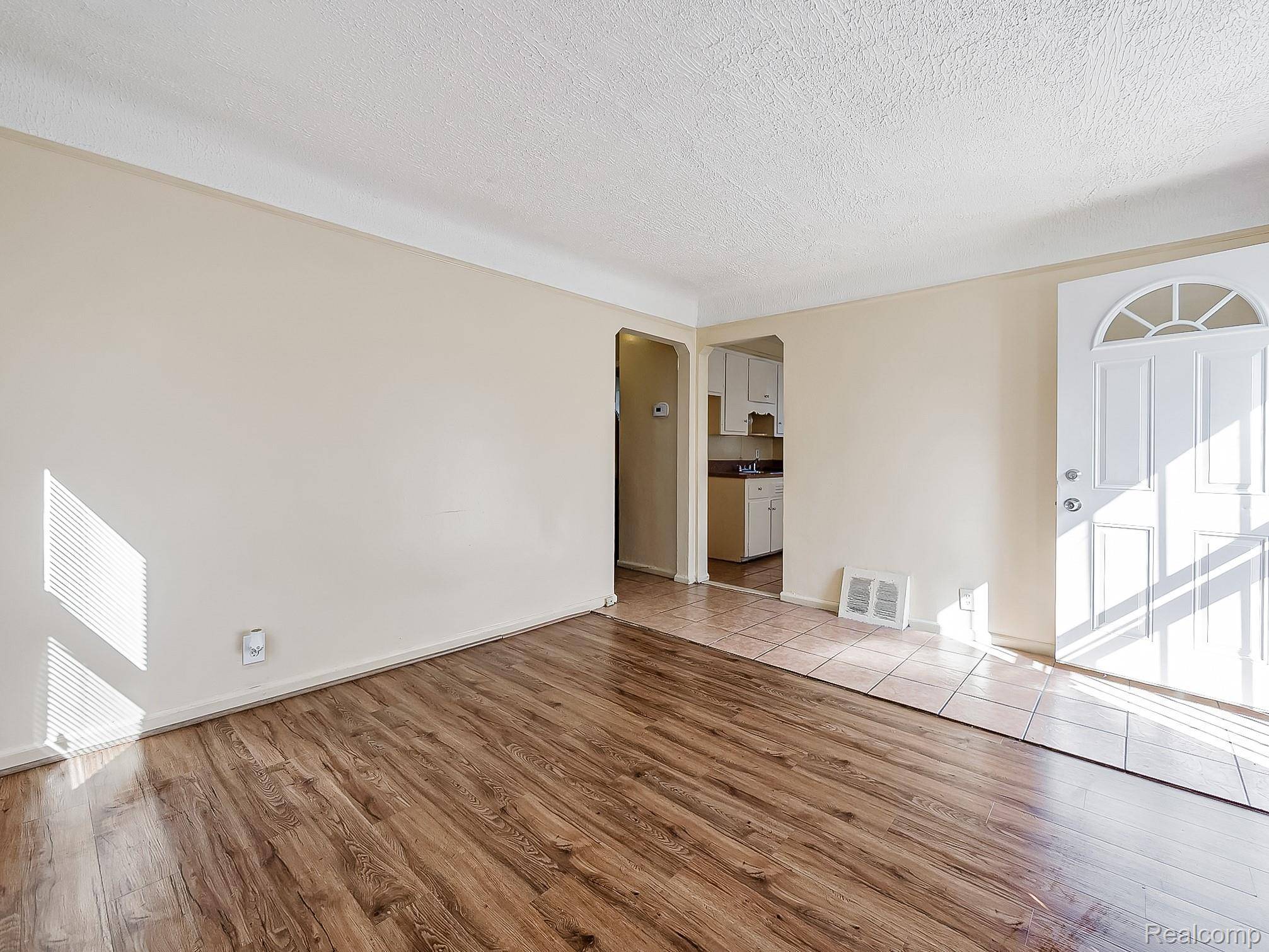 Detroit, MI 48235,19365 Fenmore ST